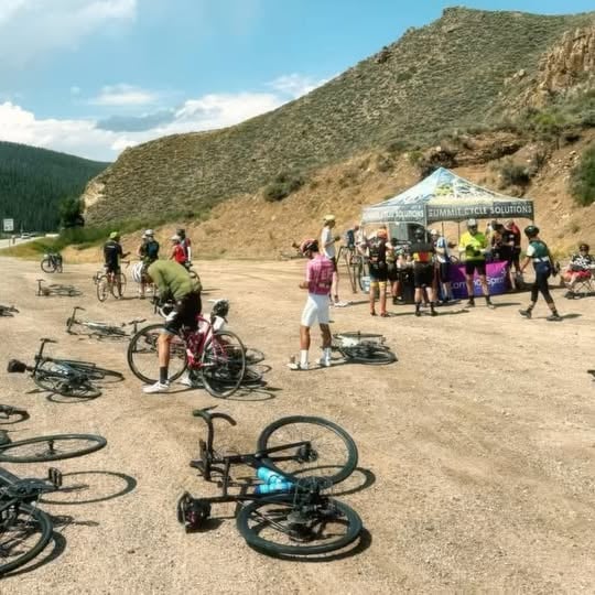 What a day in @coloradosride looks like…

#cyclingtour #roadbike #colorado 

Gro