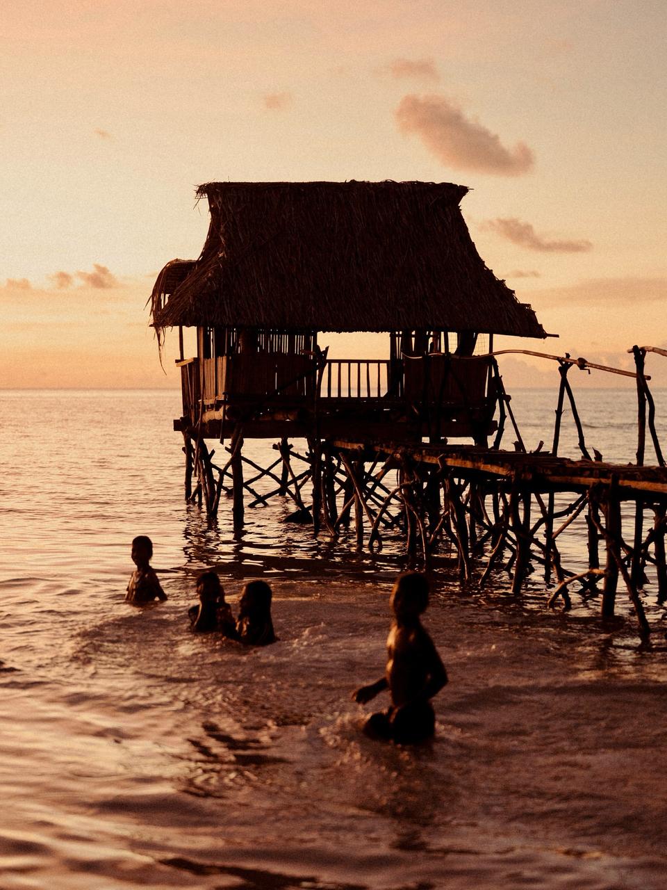 Kiribati and Palau Through Ross Long’s Photographer’s Eye