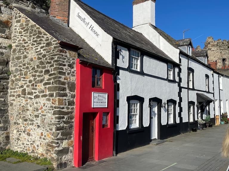 A Menor Casa da Grã-Bretanha