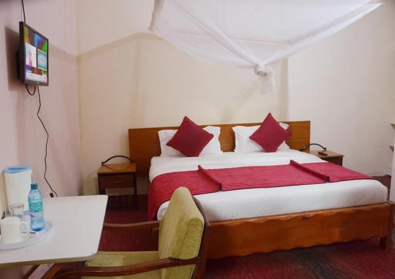 SUNSET OAK HOTEL NAKURU