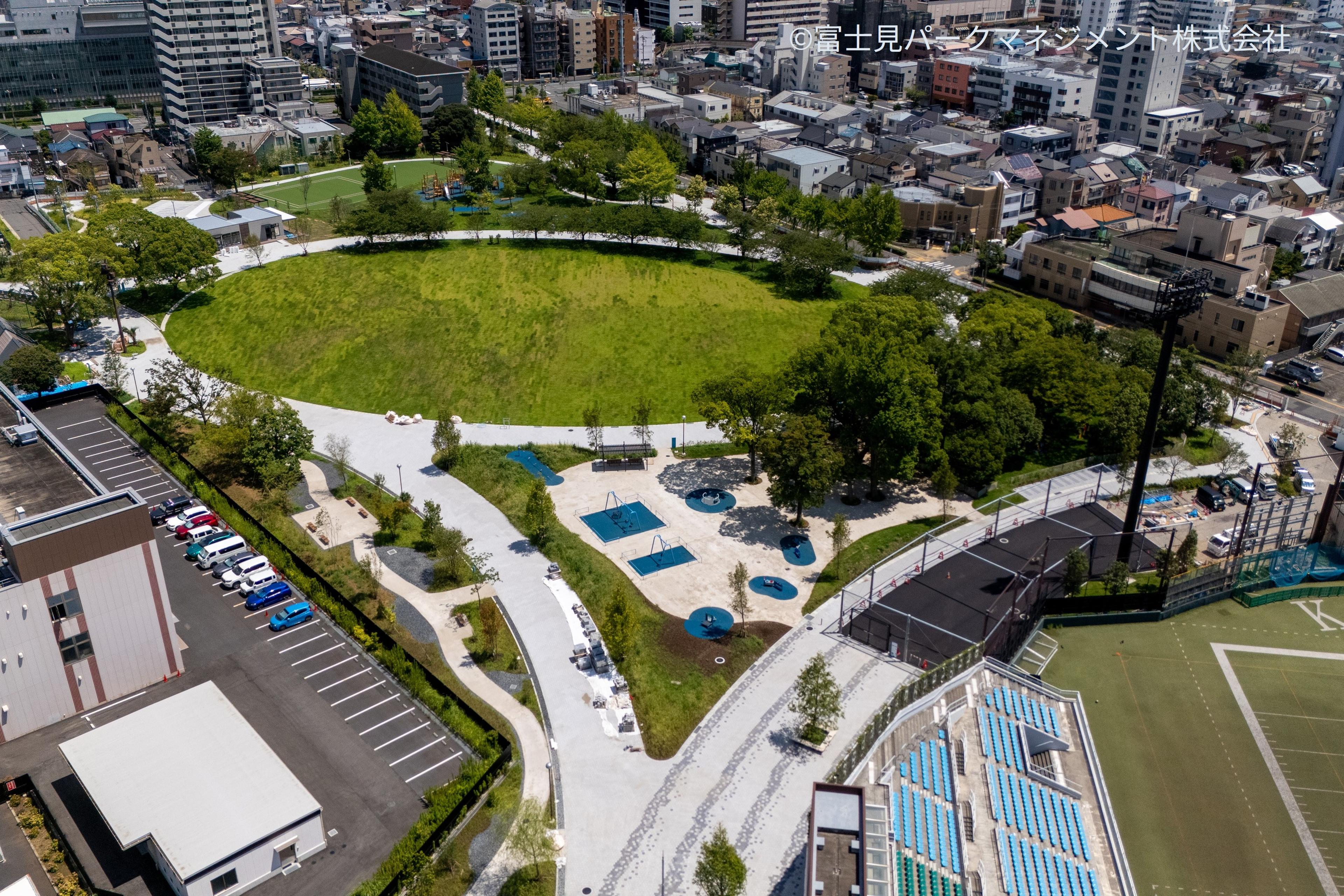 スタジアムも有する富士見公園で楽しもう！