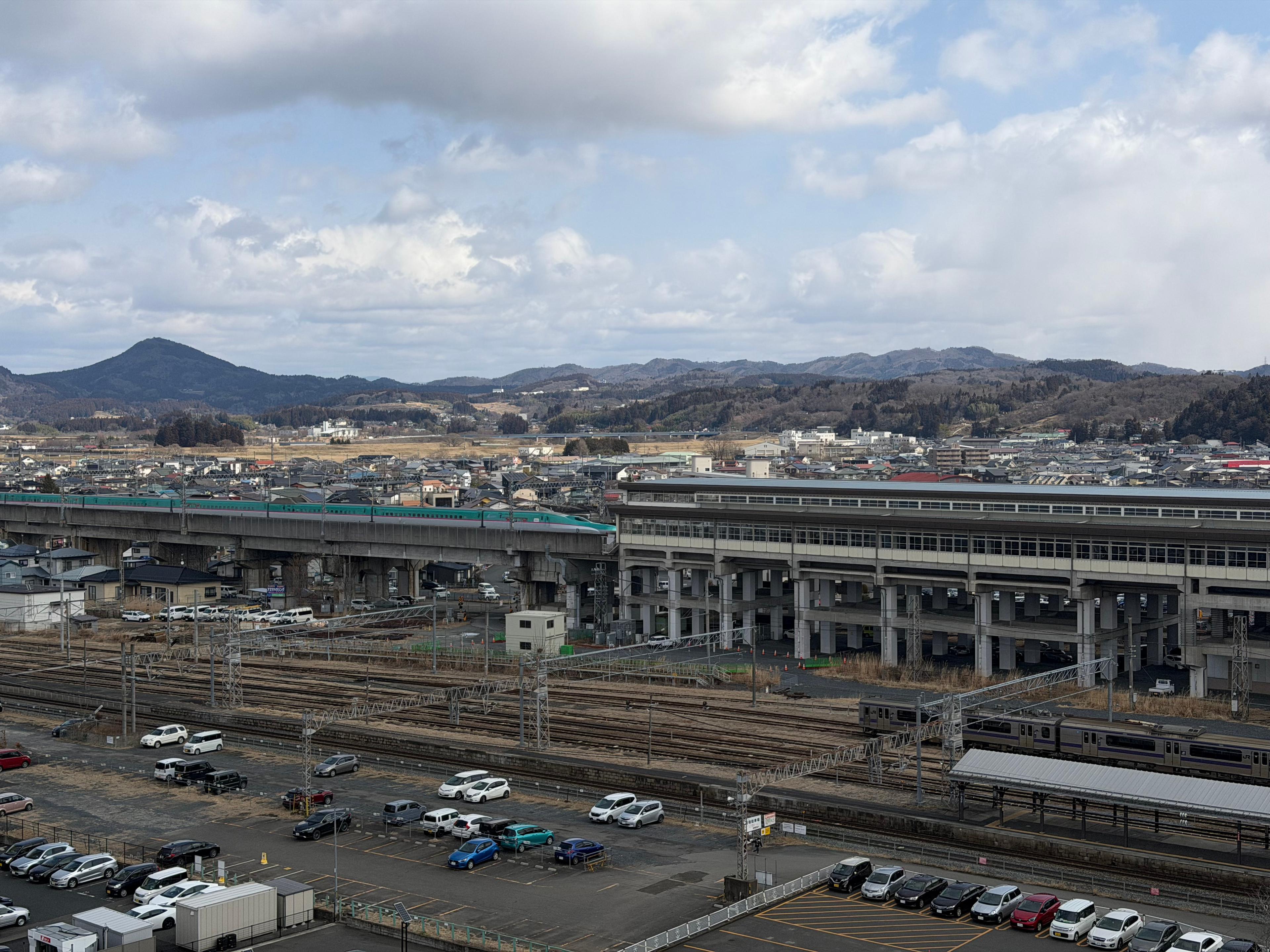 鉄道好き必見！お部屋からトレインビュー
