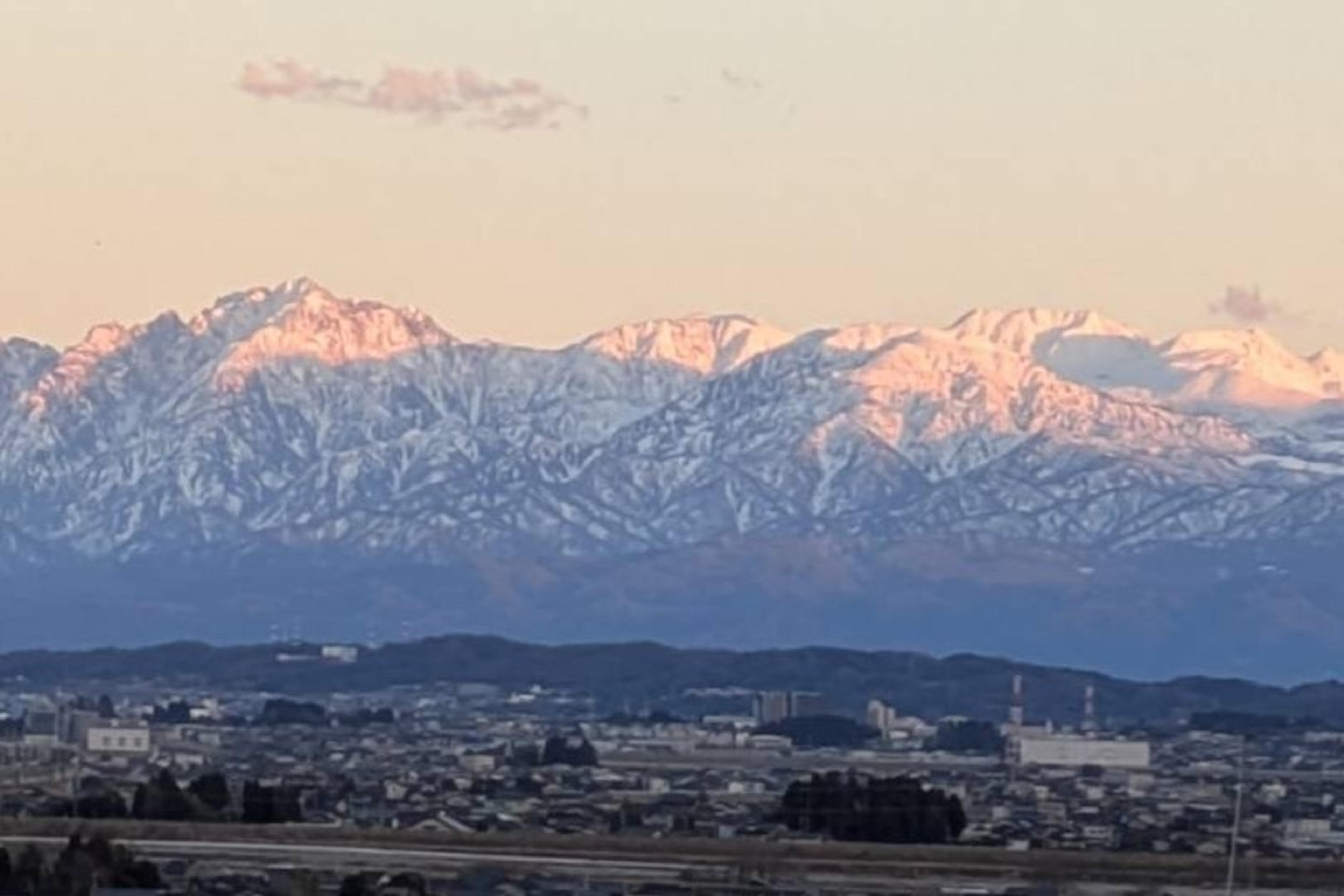 客室廊下から見える立山連峰の絶景
