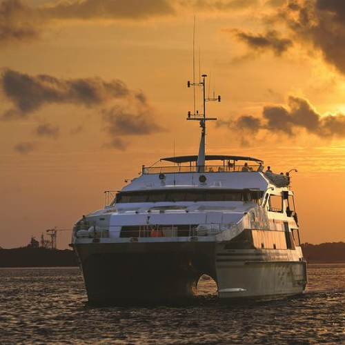 Bounty Sunset Dinner Cruise with Private Transfer