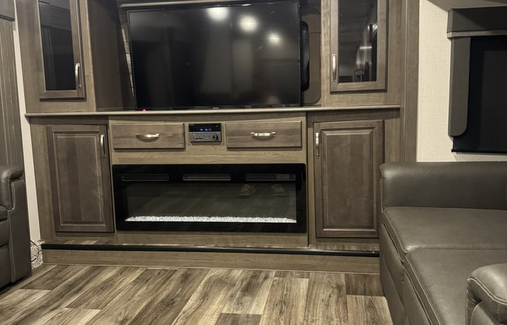 Living room with TV out.