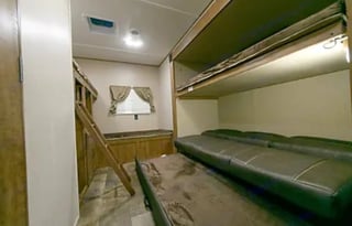 2017 CrossRoads Zinger HAL025