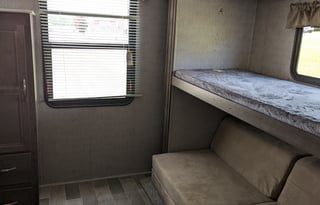 2019 Dutchmen RV Coleman Light 3015BH
