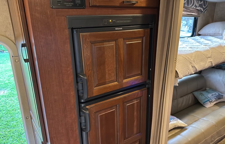 Refrigerator and Freezer