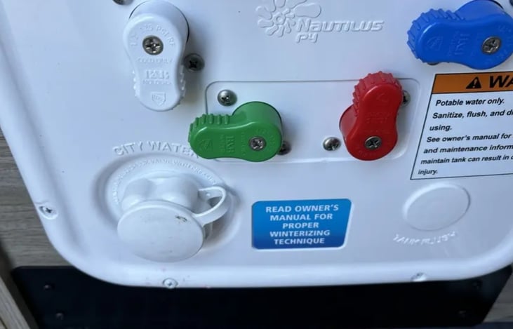 Super User-Friendly water Connection and outdoor shower