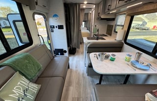 2026 30ft Coachmen 27QB - Sleeps 6