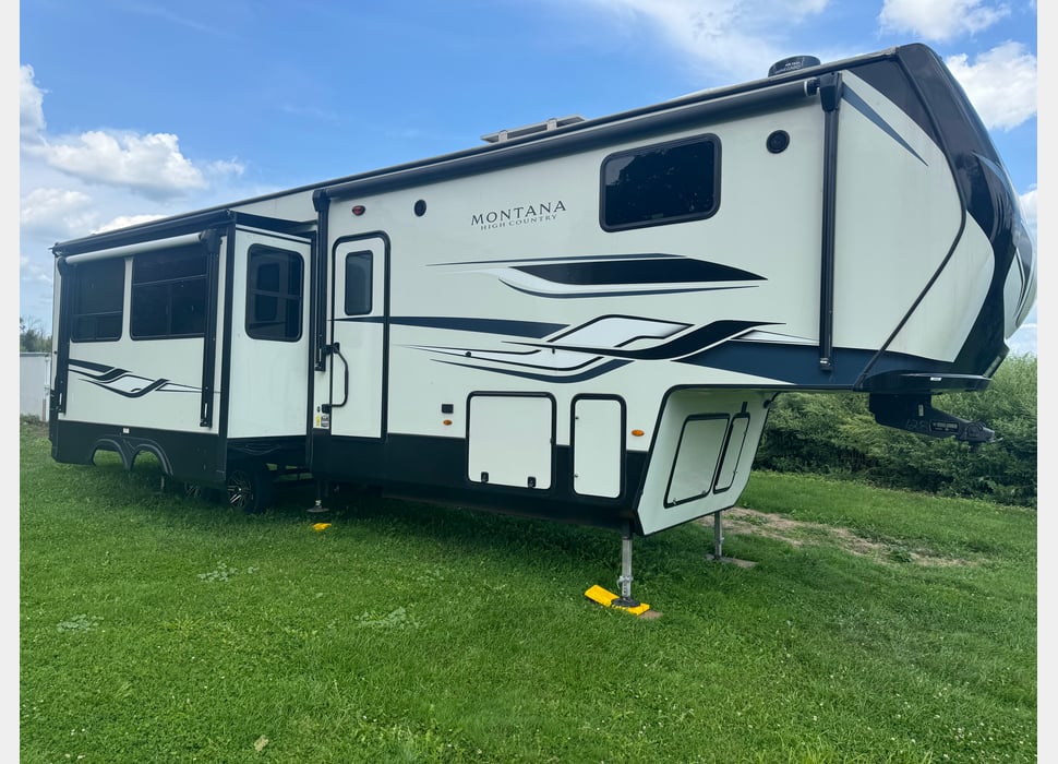 Fifth Wheel rentals in Brockport