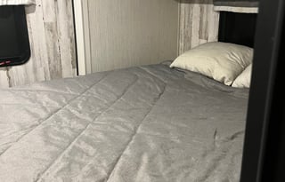 2021 Palomino Puma 32RBFQ2