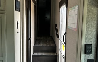 Desert Dream Getaway - 2022 Jayco Eagle 355MBQS