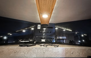 Road Runner Tour Bus -  Sleeps 9