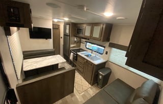 2021 EAST TO WEST Della Terra 250BH