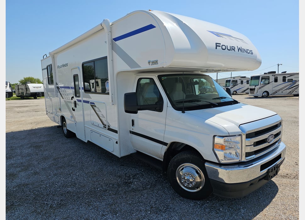 Class C Motor Home rentals in Waxahachie