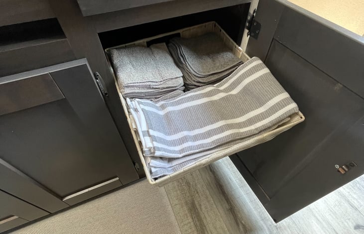 Hand towels and wash cloths.