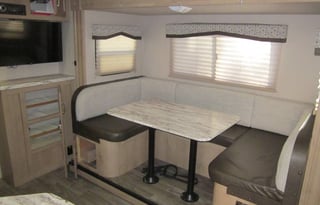 2020 Winnebago Minnie Winnie 25B