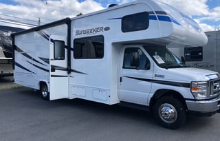 Family Dream RV- 2021 Forest River Sunseeker 2860DS