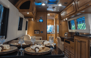 2018 Airstream Classic 33
