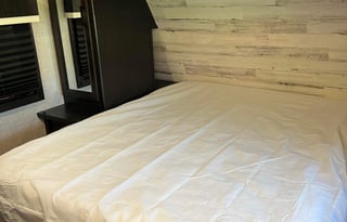 2022 Jayco Jay Feather HAL814