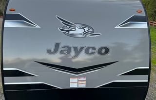 Nature’s Perks 2023 Jay Flight 212QBW