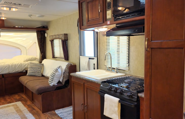 Fully Stocked Kitchen