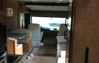 2015 Storm 32' BunkHouse Class A - Lots of sleepin