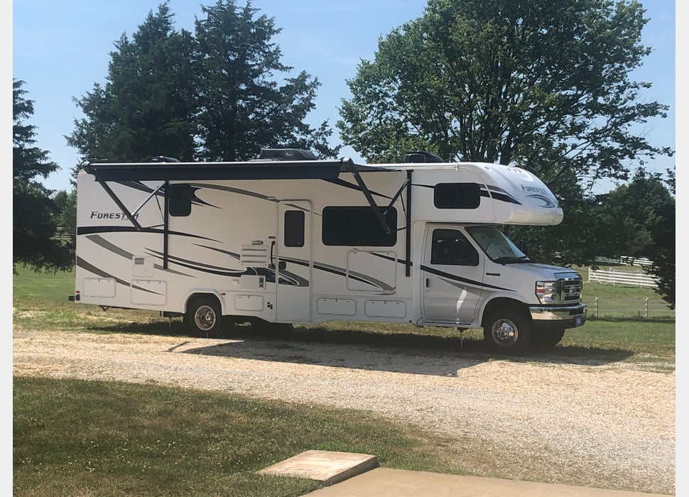 Class C Motor Home rentals in Pacific