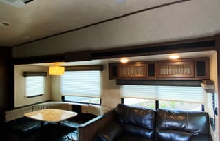 2018 Heartland Xtrerme Light ElkRidge E326