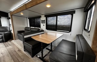 (NEW) Luxury Camper, with Delivery and set up!!!