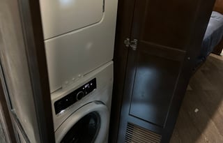 Fortis 33HB w/ Delivery, Sleeps 6-8