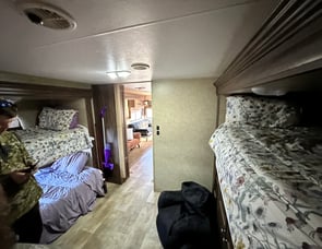 KZ Sportsmen S331BHK