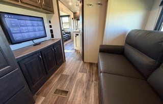 Keystone RV Cougar 368MBI