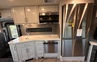 2022 Holiday Rambler Vacationer 35K