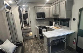 Loaded Luxury Toy Hauler Sleeps 8