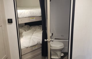 M26 Mallard RV rental pet and kid friendly