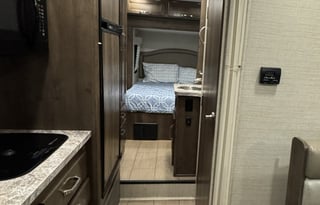 2019 Jayco Melbourne 24K