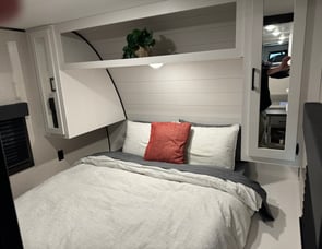 Starcraft Autumn Ridge 27BHS