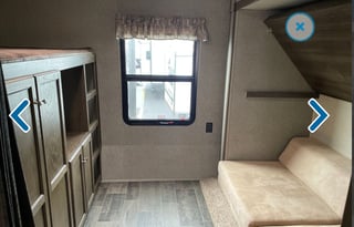 2018 Keystone RV Premier Ultra Lite 34BHPR