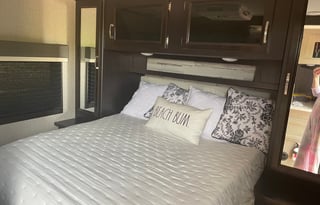 1/2 Ton Towable* - 2021 Jayco w/Camera System