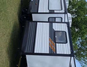 Forest River RV Wildwood 33TS