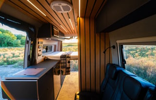 ODYSSEY-Luxury Off Grid Mercedes Sprinter 144 AWD