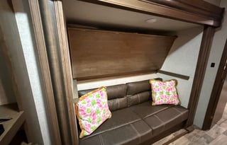 The Happy Camper | Luxury Glamping Getaway