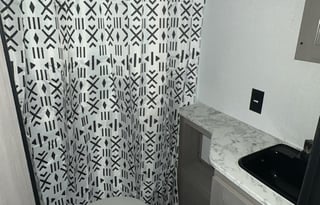 The Adventure Queen, Bunkhouse- Sleeps 6-8