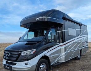 Winnebago Navion 24J