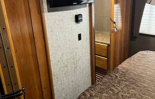 Max Mileage, Off Grid Solar, sleeps 8, 2 slides;