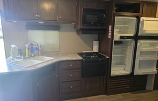 2017 Dutchmen RV Coleman Lantern Series 263BH