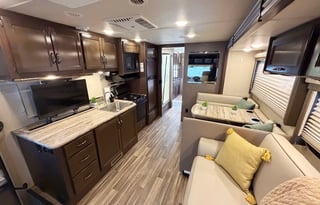 (#13) Lux 31FT|Sleep 8|2 Slide Out|Burning Man|EDC