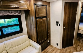 "Sully" the Jayco Redhawk w/BUNKS!!